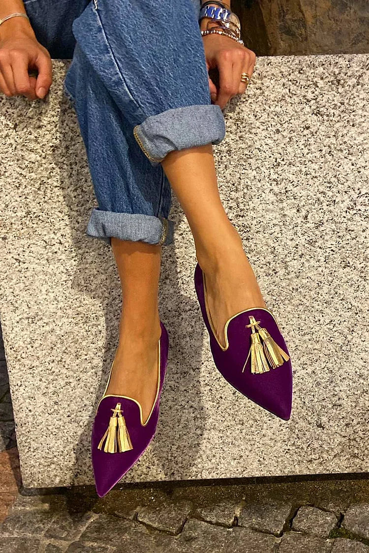 LOAFER ΜΕ ΕΛΕΓΑΝΤΙΚΕΣ ΤΑΣΣΕΛΕΣ