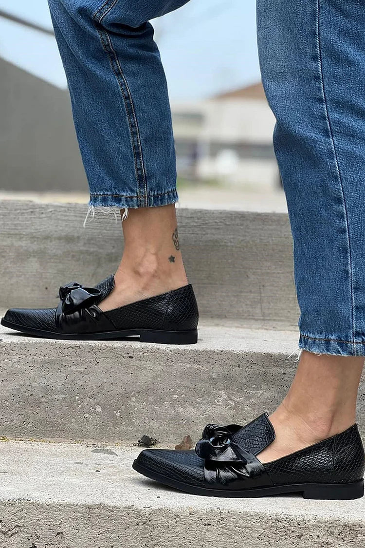 ΜΑΥΡΟΣ LOAFER ΜΕ ΛΑΜΠΕΡΟ ΚΟΜΠΟ